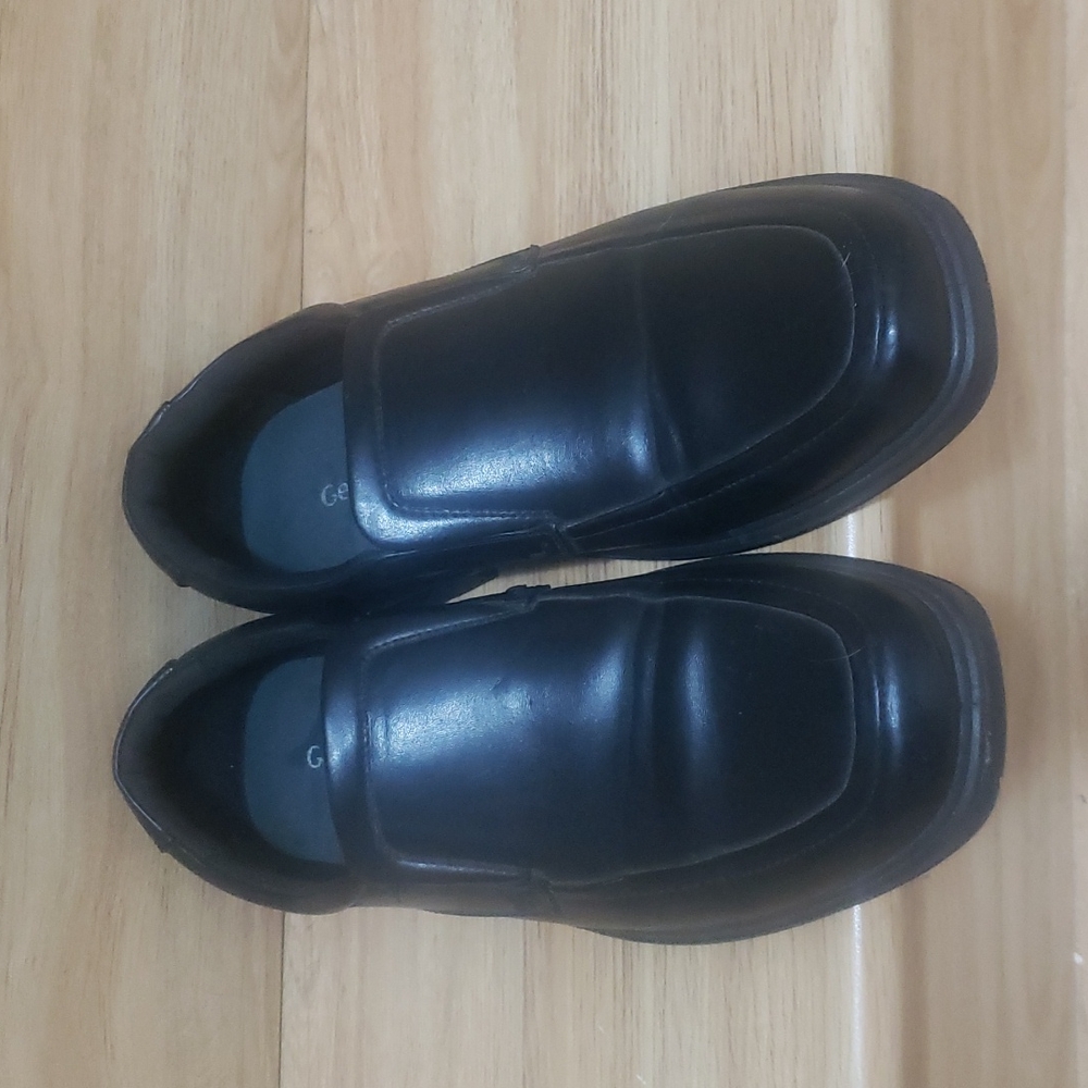 Men 👞 Size 8